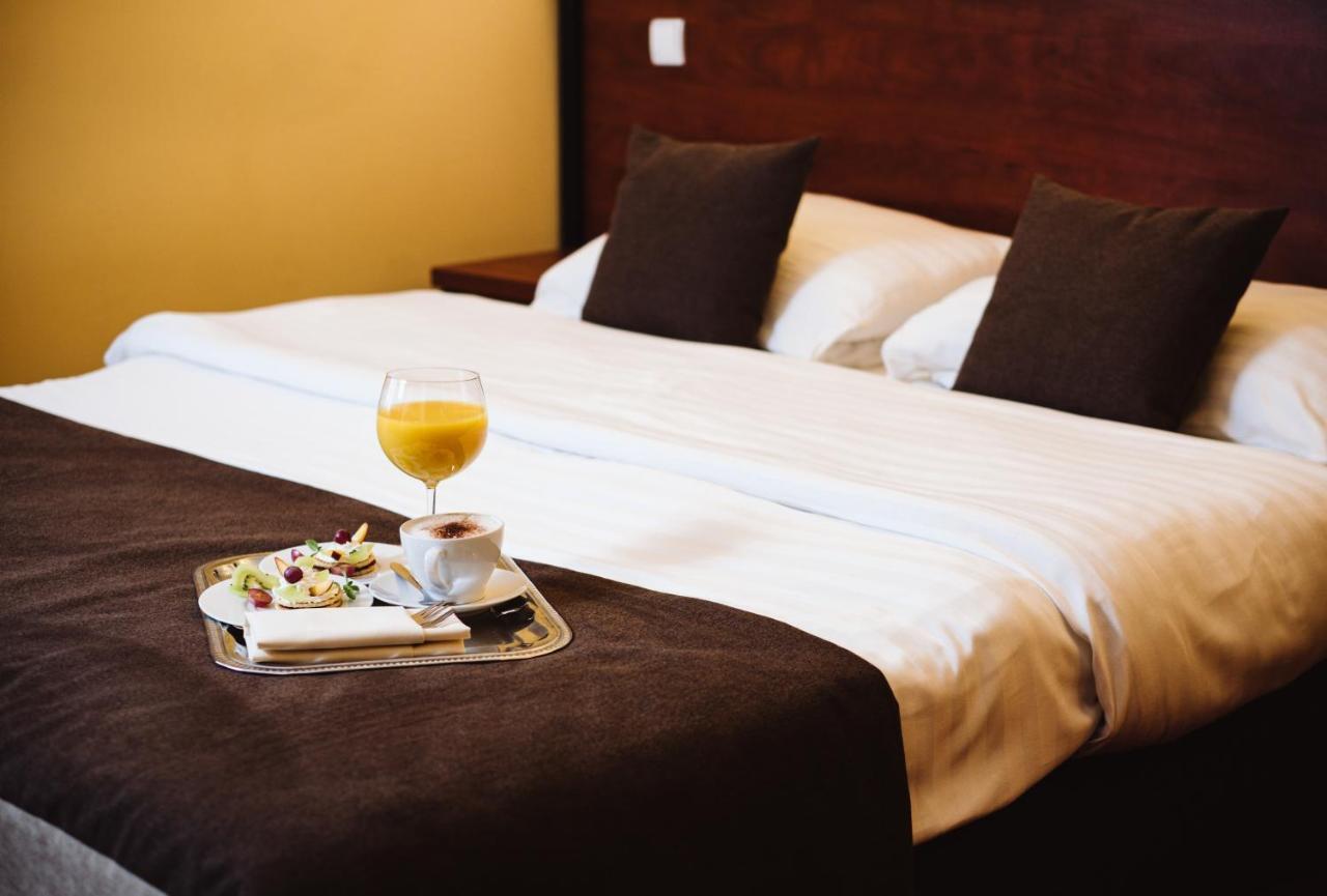 Hotel Piotr Spa&Wellness Boguszow-Gorce Ngoại thất bức ảnh
